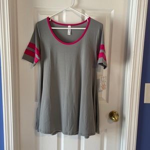 LuLaRoe Perfect-T, Size XS, but fits like small/medium